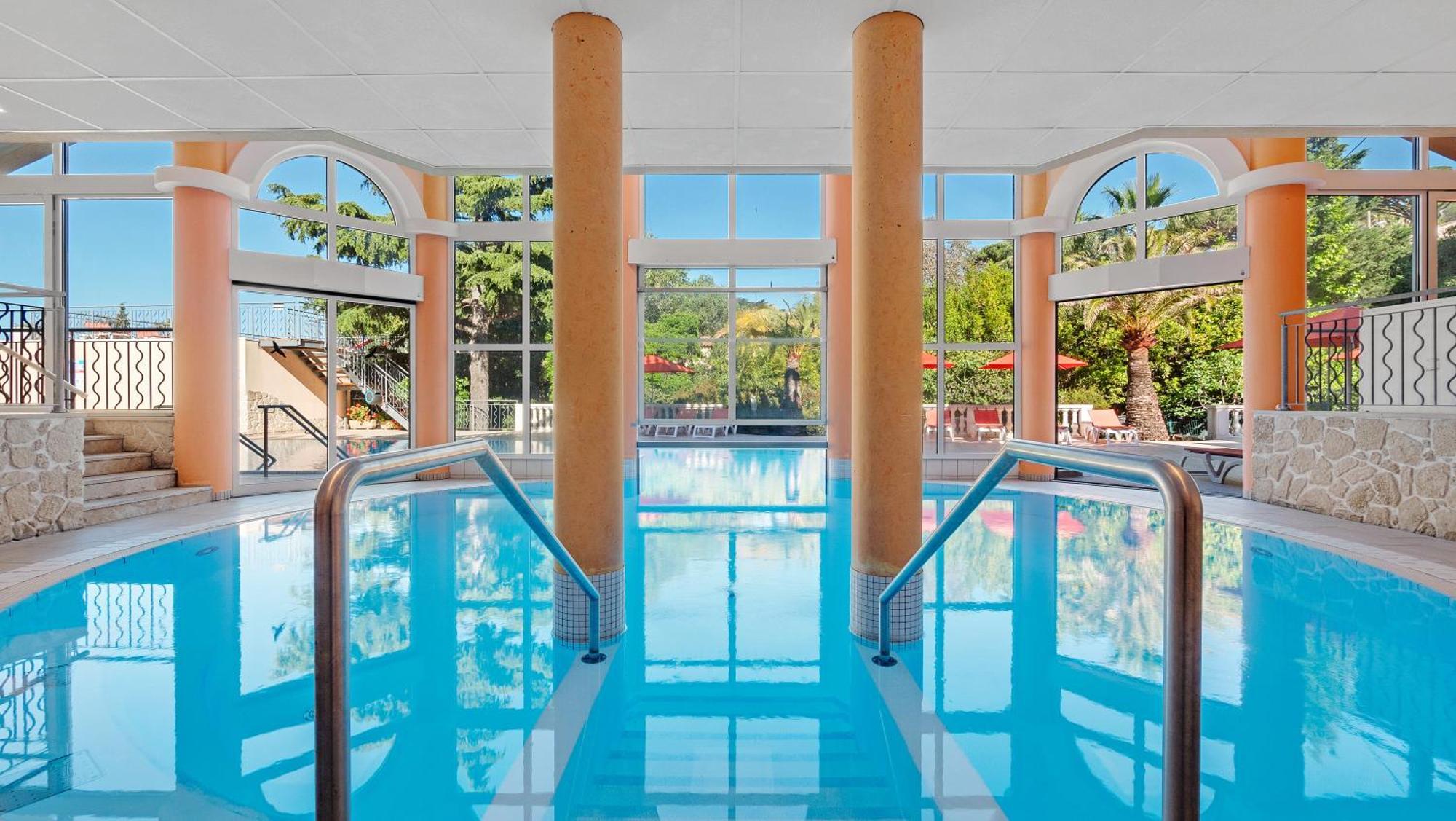 Hotel Les Tourelles Sainte-Maxime Ngoại thất bức ảnh